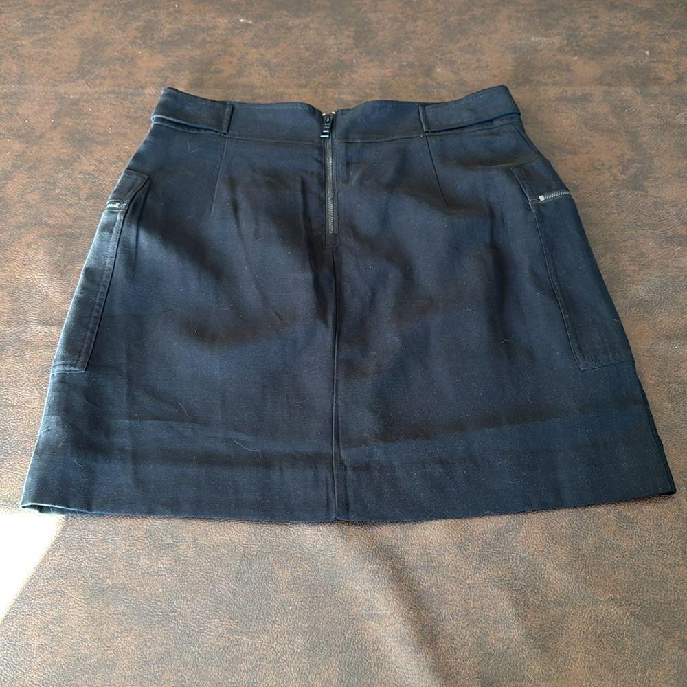 NWOT DKNY Frosted Twill Zip Cargo Pocket Mini Skirt - Picture 4 of 10
